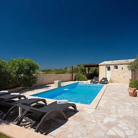 Holiday home Macun *